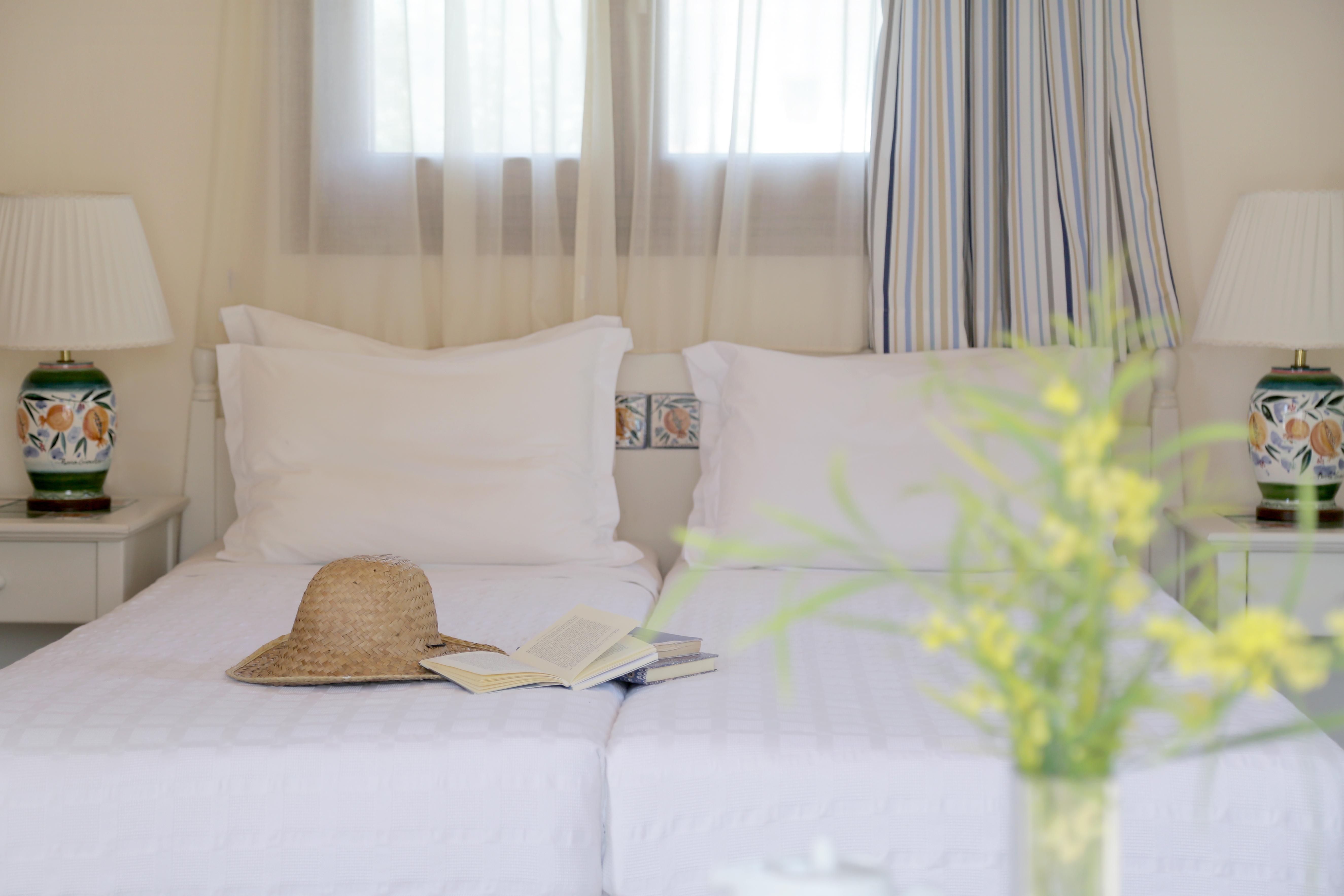 Skopelos Village Hotel ภายนอก รูปภาพ