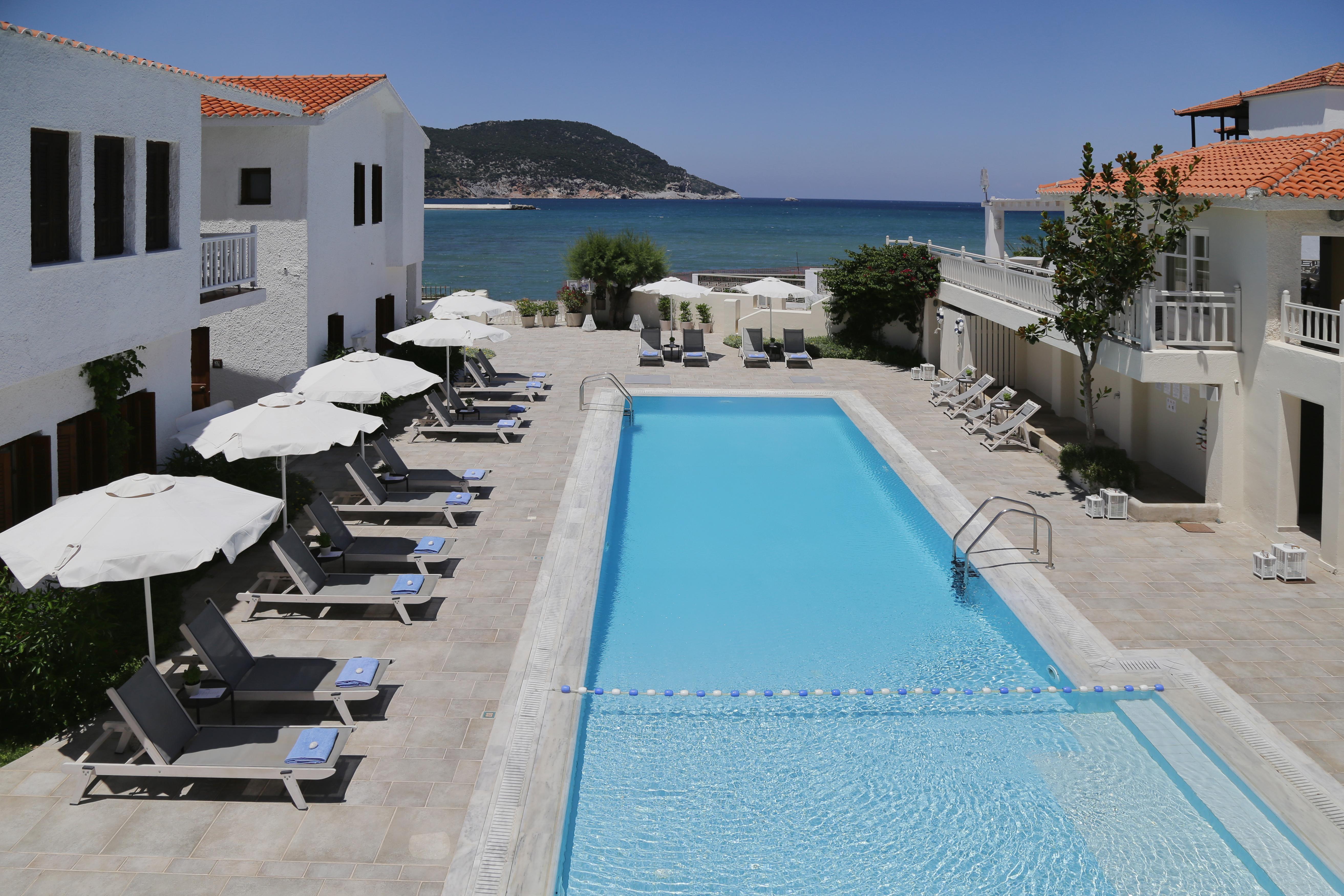 Skopelos Village Hotel ภายนอก รูปภาพ