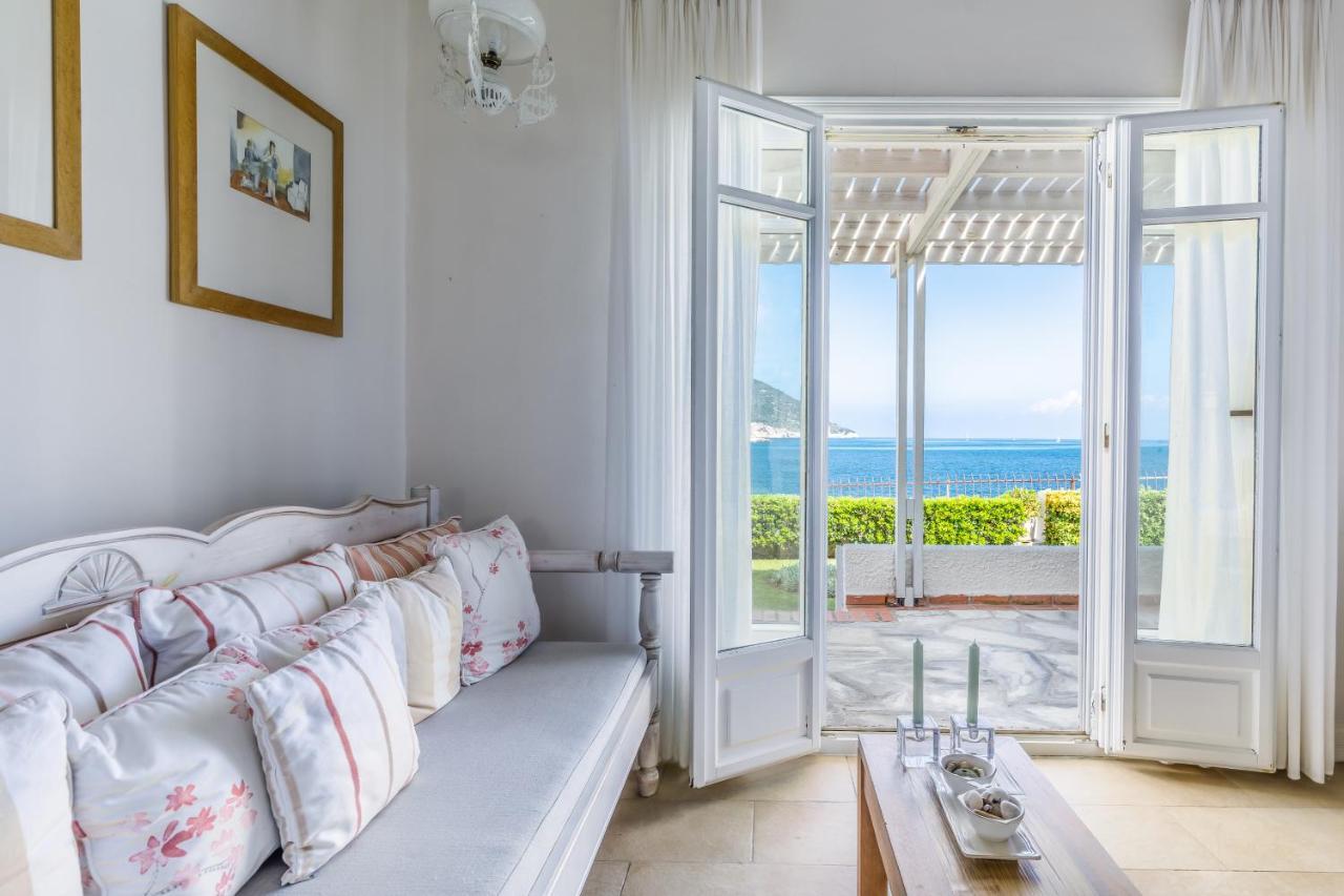 Skopelos Village Hotel ภายนอก รูปภาพ