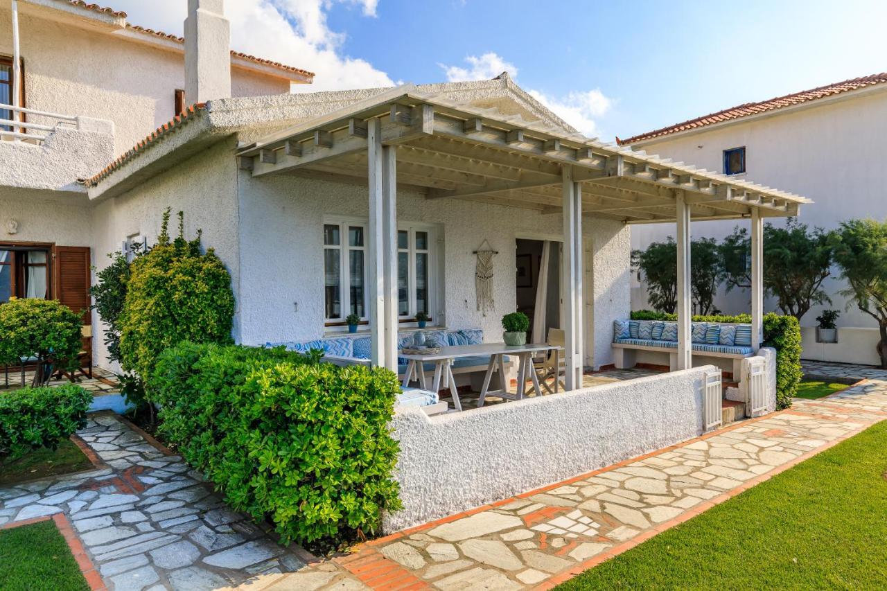 Skopelos Village Hotel ภายนอก รูปภาพ