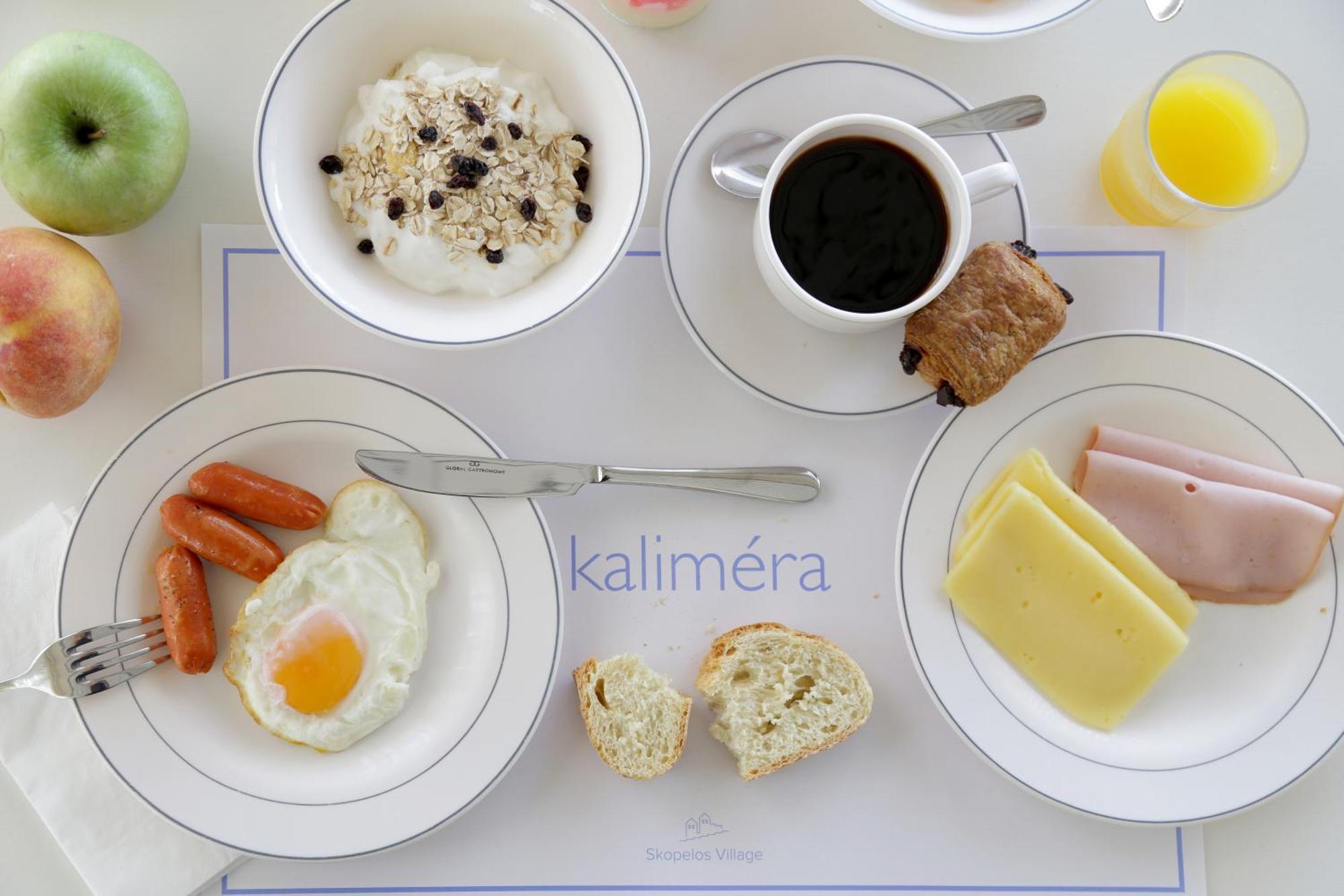 Skopelos Village Hotel ภายนอก รูปภาพ